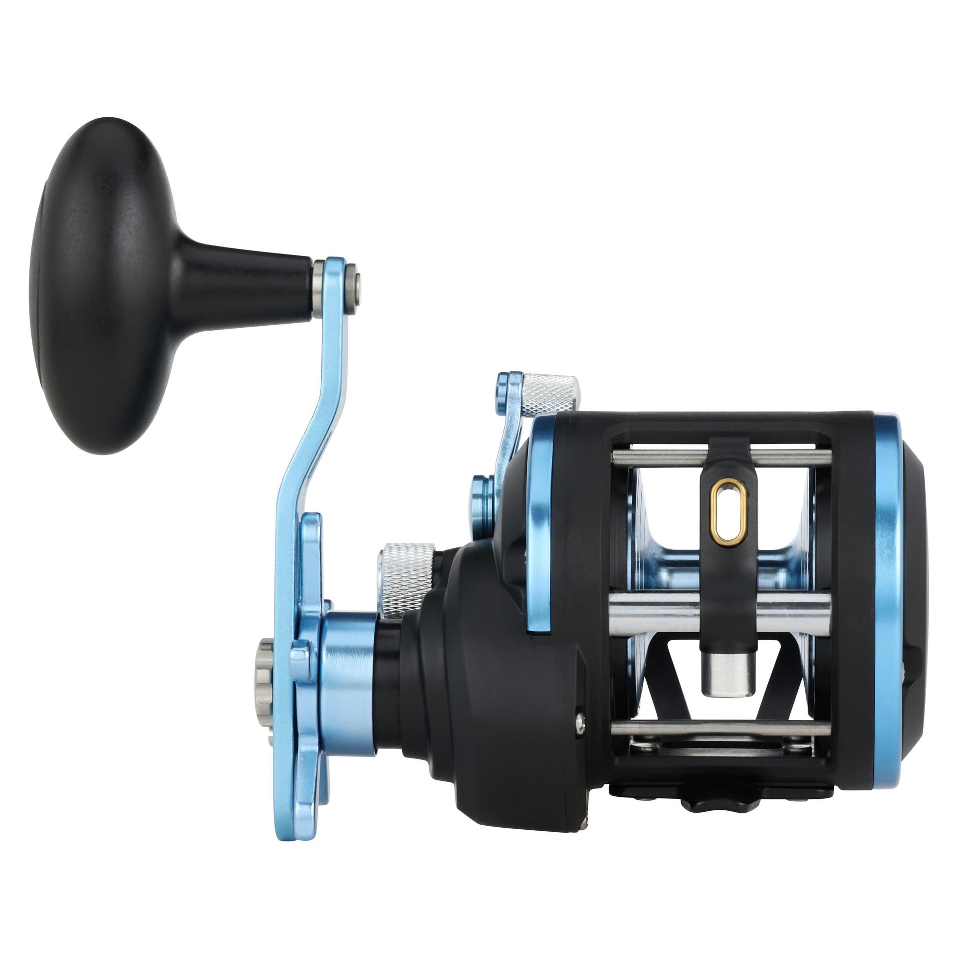 Warfare™ II Level Wind Conventional Reel