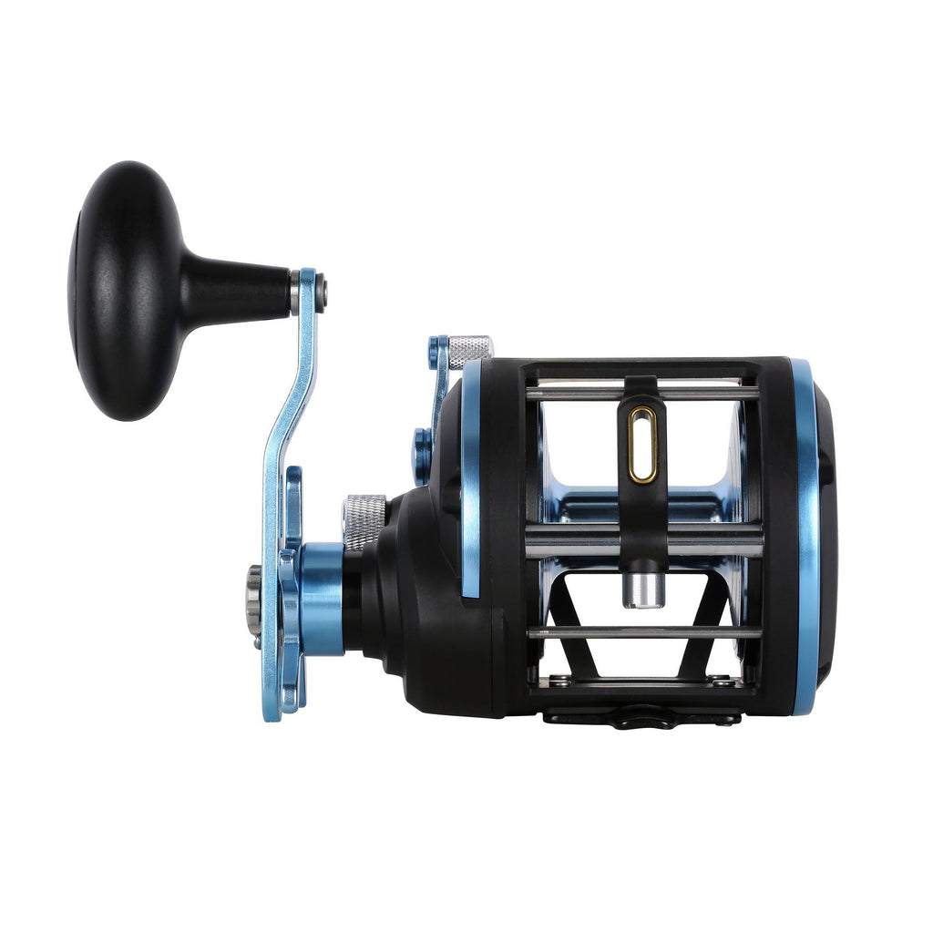 Warfare™ II Level Wind Conventional Reel