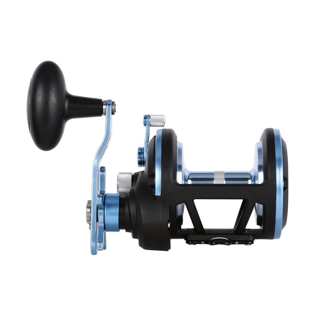 Warfare™ II Star Drag Conventional Reel